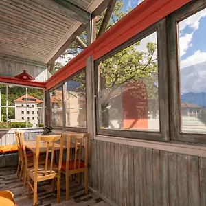Apartment Absteige Innsbruck- Zentrale Ferienapartments 